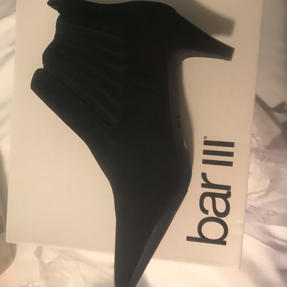 bar III KITTEN heel booties - Picture 7 of 7